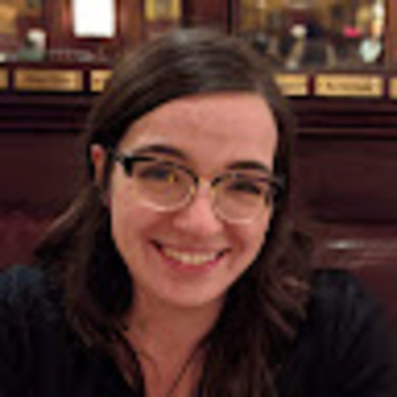 Meet your Posher, Emily - Picture 1 of 1